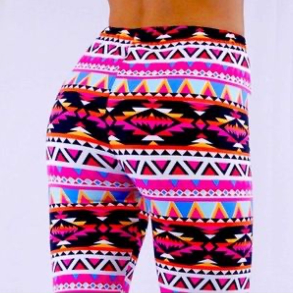 Aztec geometric leggings OS fits size S M L